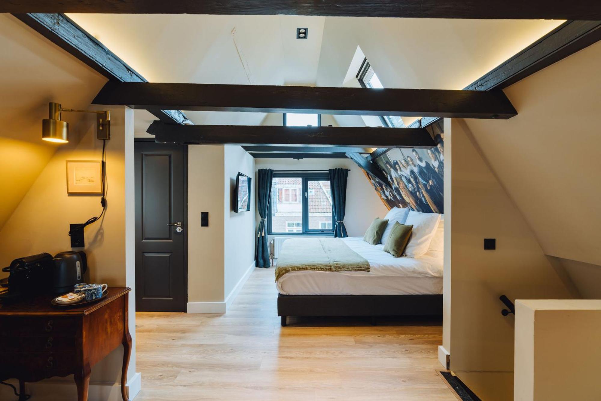 Lok Historics Luxury Art-Inspired Loft In Historic City Centre! Хаарлем Екстериор снимка