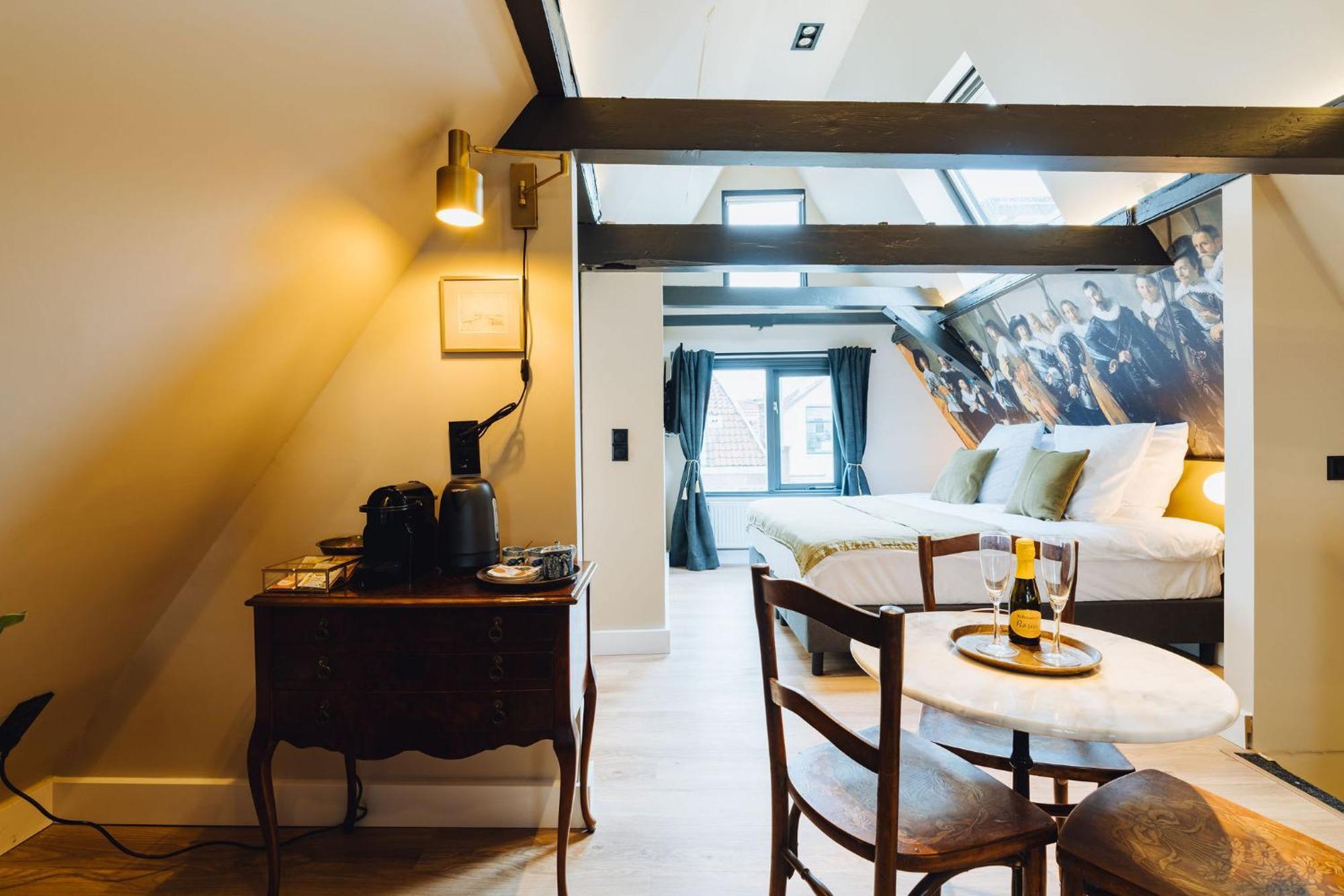 Lok Historics Luxury Art-Inspired Loft In Historic City Centre! Хаарлем Екстериор снимка
