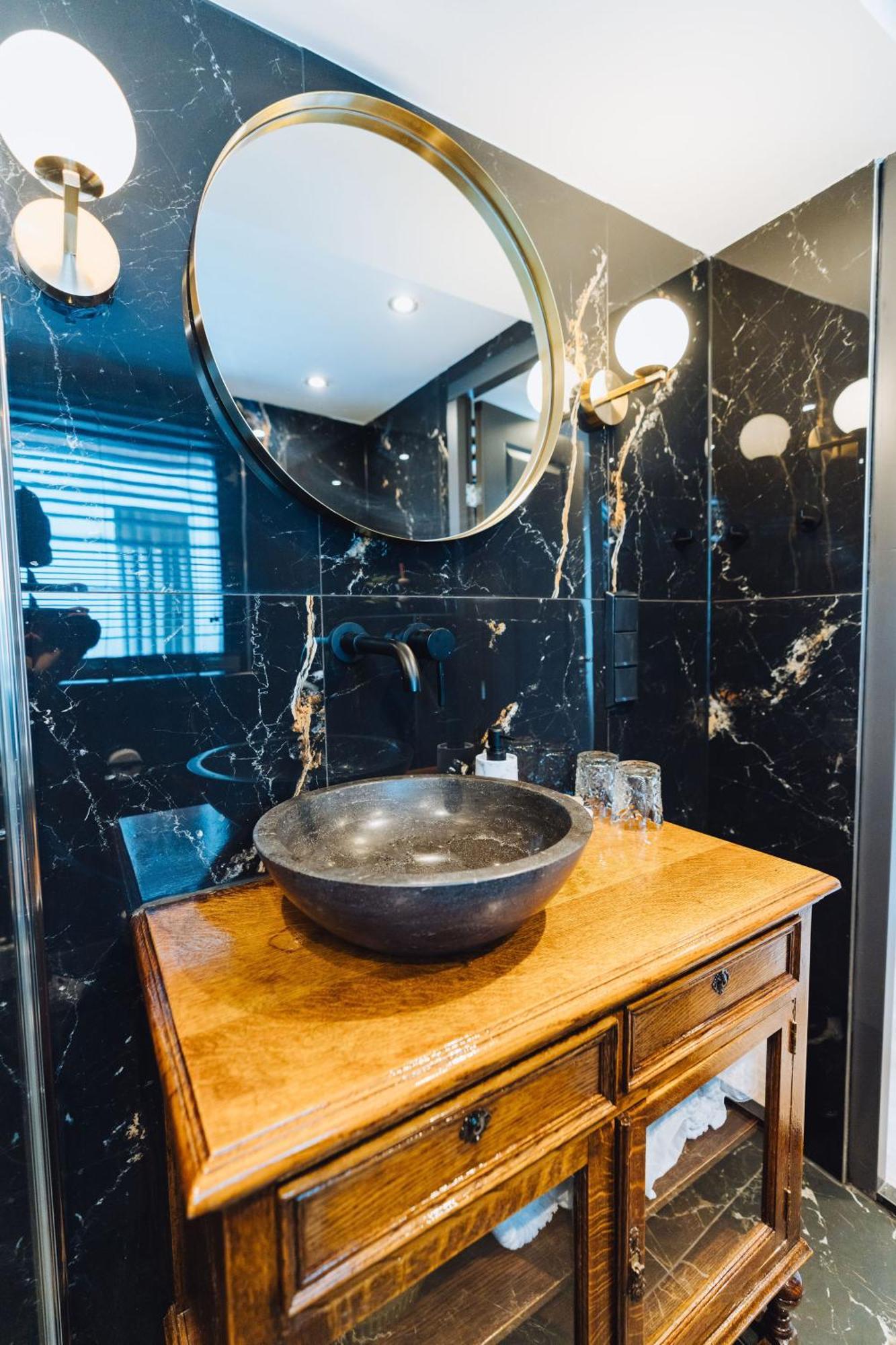 Lok Historics Luxury Art-Inspired Loft In Historic City Centre! Хаарлем Екстериор снимка