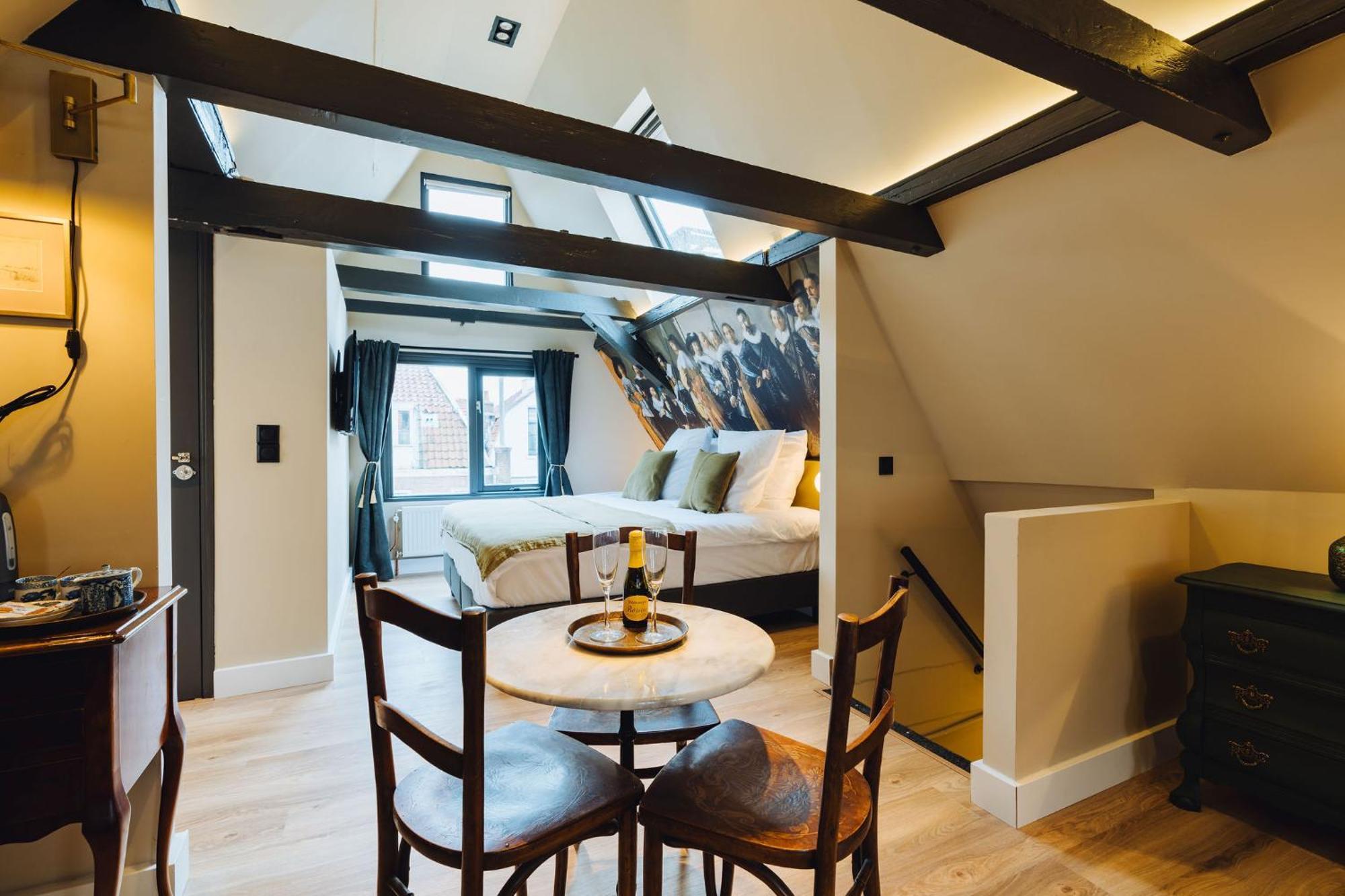 Lok Historics Luxury Art-Inspired Loft In Historic City Centre! Хаарлем Екстериор снимка